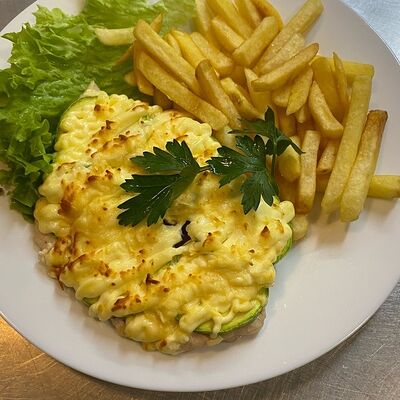 Филе куриное по - Гречески в Парк Lunch по цене 380 ₽