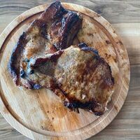 Шашлык из cвинoй корейки в Мангал Кебаб