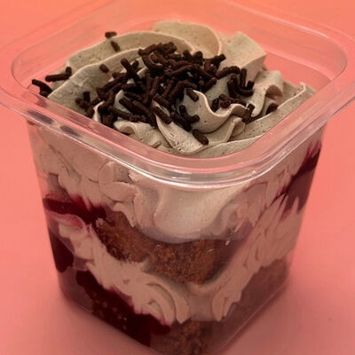 Трайфл шоколадно-вишневый в Пекарня мельница по цене 229 ₽