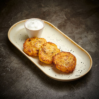 Драники с мясом и сметаной в Корчма по цене 460