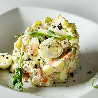 Оливье с курицей в Temple pizza по цене 490 ₽