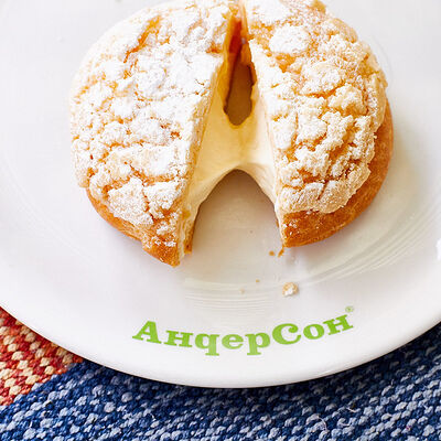 Шу с ванильным кремом в АндерСон по цене 300 ₽