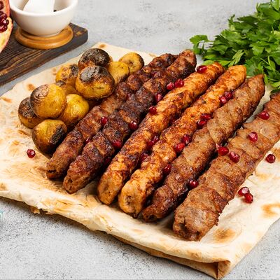 Набор шашлыков Ассорти люля в Lamadjo 8888 по цене 3400 ₽