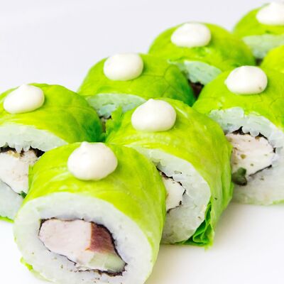 Ролл Цезарь в SushiShark по цене 359 ₽