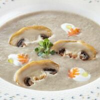 Суп Vellutata ai funghi в Папалео