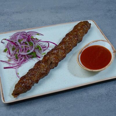 Люля-кебаб из говядины в Чайхана Рахат по цене 350 ₽