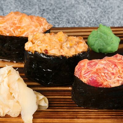 Гункан микс в Japan Corner по цене 1550 ₽