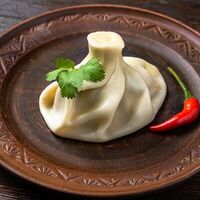 Хинкали с картофелем и грибами отварныев Хинкальная Сациви
