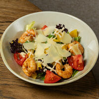 Салат с креветкой в БарТо