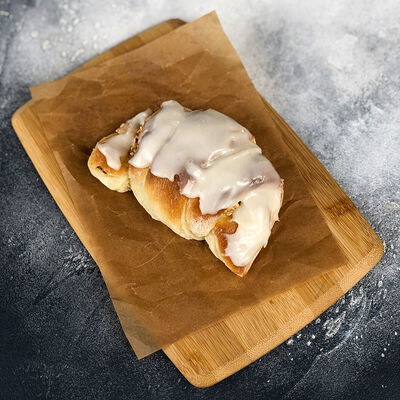 Булочка с марципаном в Siesta-Cafe по цене 48 ₽