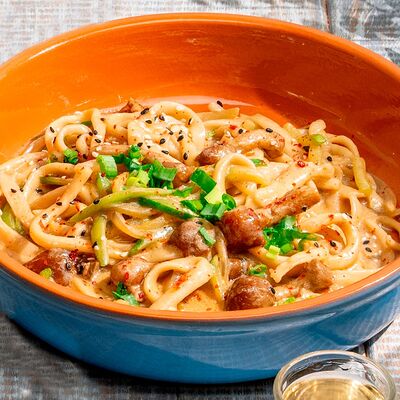 Жареный лагман с грибами в Хочу Пури по цене 620 ₽