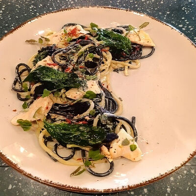 Дуэт спагетти с лососем в сливочном соусе в iL Патио по цене 24 р.