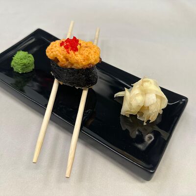 Гункан с креветкой запеченный в Balance cafe по цене 345 ₽