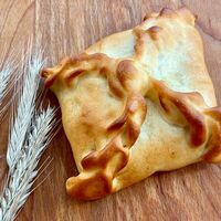 Конверт с ветчиной и сыром в Пекарня Батон