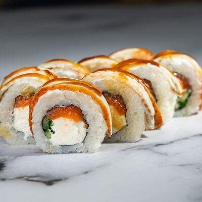 Ролл Черный дракон в Pizza & Roll по цене 870 ₽