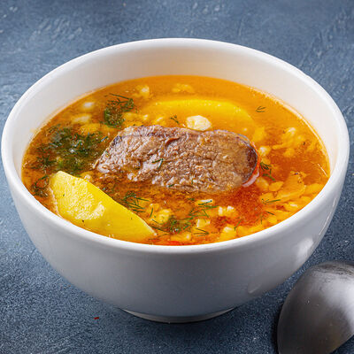 Шурпа с говядиной в Узбекская кухня Халяль по цене 350 ₽