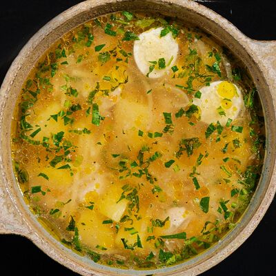 Суп куриный в Moslounge & Bar по цене 350 ₽