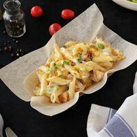 Пенне Регате с курочкой су-вид, овощами и сыром пармезан в сливочном соусе в FASTFINE №1