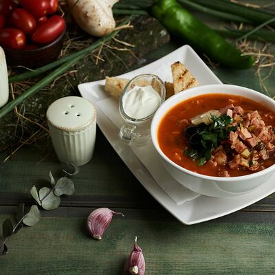 Солянка мясная в Кафе Элена по цене 440 ₽