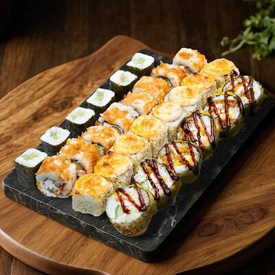 Сет Снежная Буря в Суши фуд по цене 1364 ₽