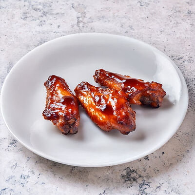 Крылышки в соусе BBQ в Ресторан Арбат по цене 590 ₽