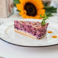 Мангово-черничный торт в Квартира 162