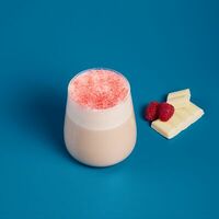 Раф с малиной и белым шоколадом в Arctic Coffee