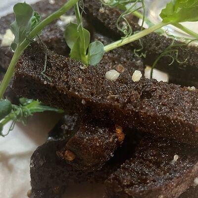 Гренки бородинские с соусом тартар в Советская магистраль по цене 192 ₽