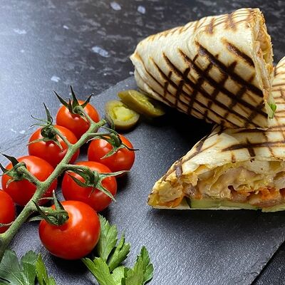 Шаурма BBQ со свининой в Bulldog по цене 249 ₽