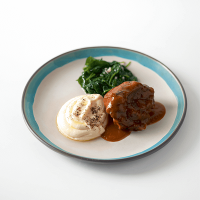 Тушёные щёчки со шпинатом и картофельным пюре в VASILCHUKI Chaihona №1 по цене 790