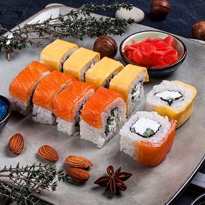 Ролл Филадельфия чиз в Дом роллов по цене 241 ₽