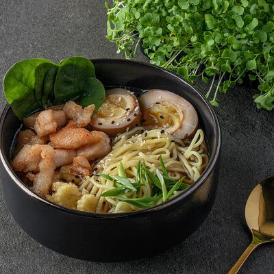 Рамен с куриным филе в Чилли Вилли по цене 587 ₽