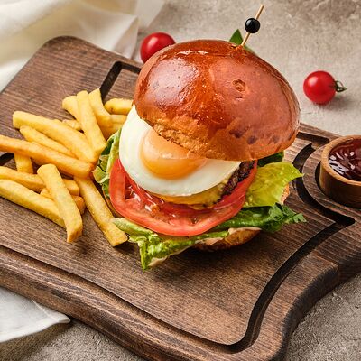 Бургер Туорло в Casa Trattoria по цене 870 ₽