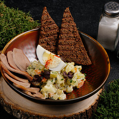 Оливье с языком в Реконструкция по цене 450 ₽