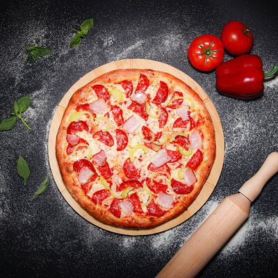 Пицца Чоризо с болгарским перцем в Shaurma Street по цене 894 ₽