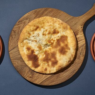 Хачапури Кубдари в Хачапури и вино по цене 265 ₽