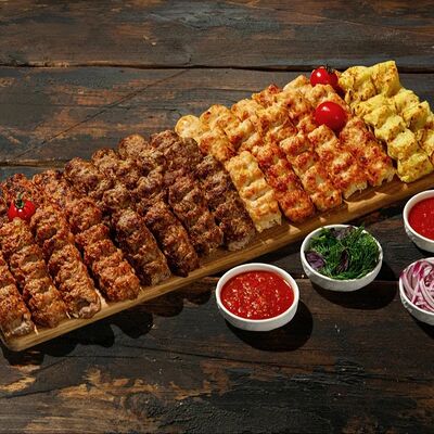 Сет из люля-кебабов в Шашлык Хаус Grill Premium Combo по цене 11070 ₽