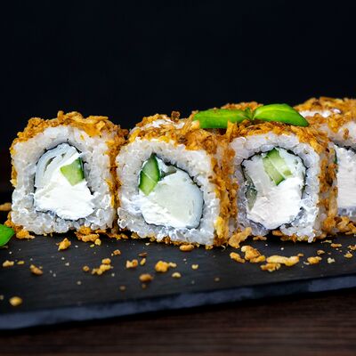 Ролл с курицей и мандарином в Vazzabi по цене 620 ₽