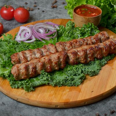 Люля-кебаб из баранины в Шашлычный дворик по цене 540 ₽