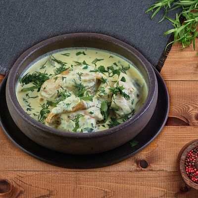 Чкмерули в пряно-сливочном соусе в Деда хинкали по цене 960 ₽