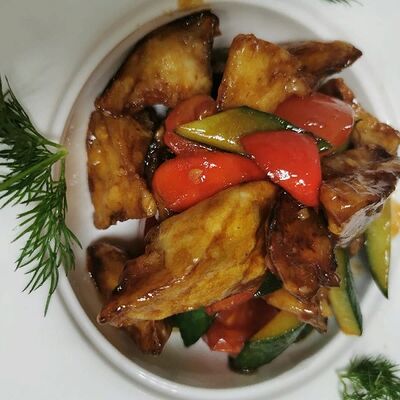 Баклажаны в кисло-сладком соусе в Харбин по цене 988 ₽