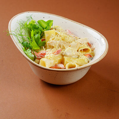 Паста с курицей и грибами х в Sweet Joy Cafe по цене 539 ₽