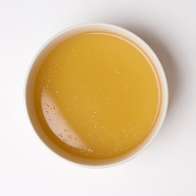 Бульон овощной доп. порция в Lao Lee по цене 255 ₽