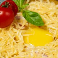 Карбонара в Luna Lounge