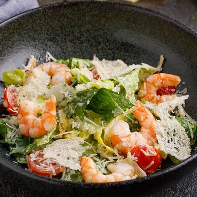 Цезарь с креветками в Баклажан в ТЦ 