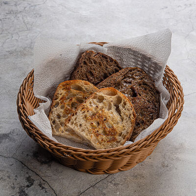 Хлебное ассорти в Coffee BOOM по цене 600 ₸