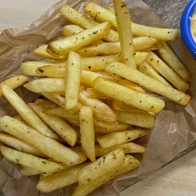 Картофель фри в Мятный Трюфель по цене 250 ₽