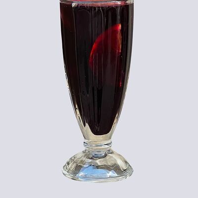 Чай с черной смородиной и базиликом в Ava Restafe по цене 9 р.