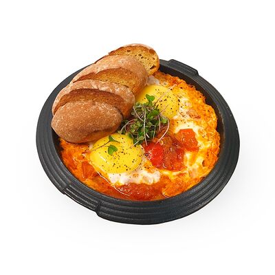 Яичница шакшука с томатами и печеным перцем в Семейный ресторан Пироги по цене 513 ₽