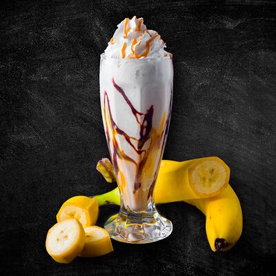 Коктейль Milk Shake банан в Hotdog Club & Bubble Tea по цене 220 ₽